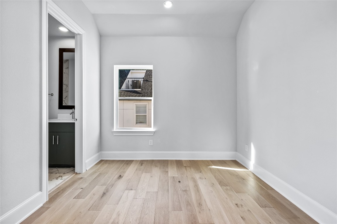 2130 Wenge Lane , Dallas, TX, 75219 | 20540414 | Realty Texas LLC