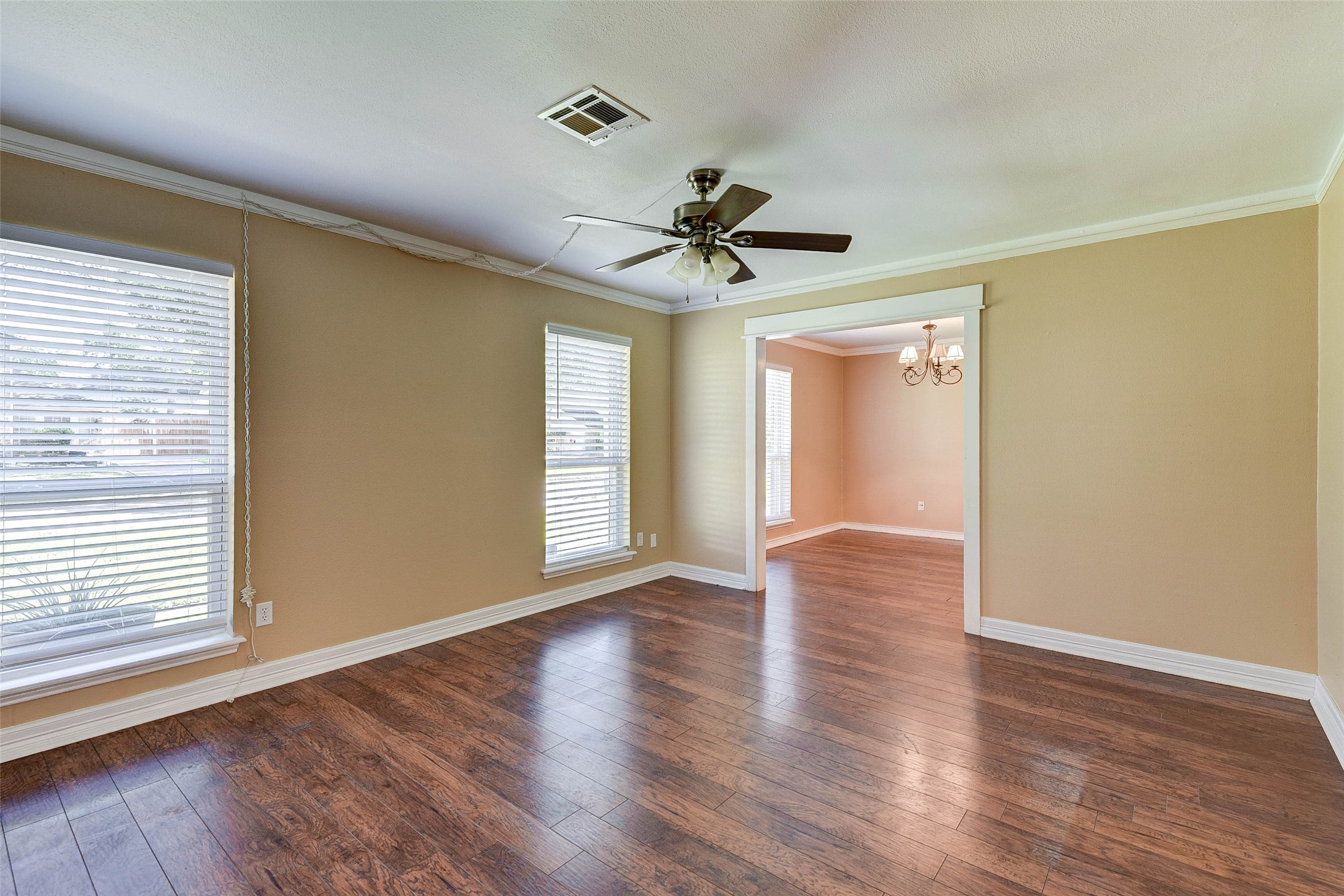 1410 Wagon Gap Trail , Houston, TX, 77090 | 26166050 | Realty Texas LLC