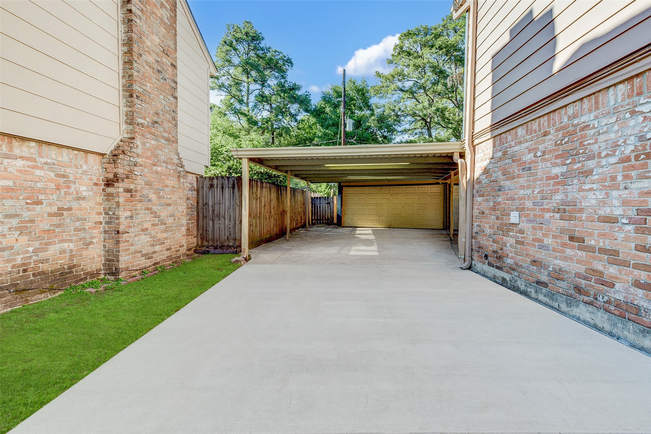1410 Wagon Gap Trail , Houston, TX, 77090 | 26166050 | Realty Texas LLC