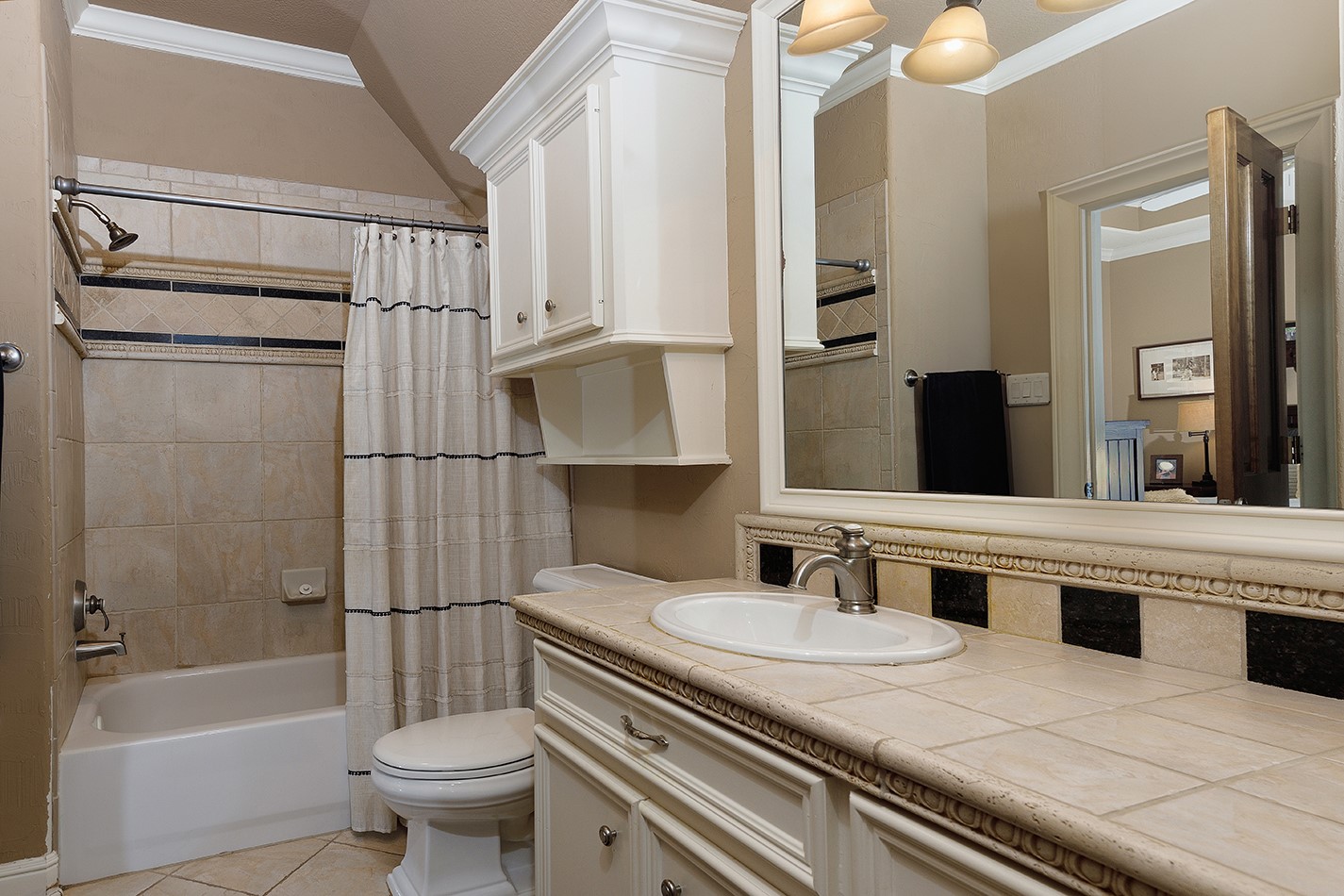 58 W Majestic Woods Place , The Woodlands, TX, 77382 | 57452570 | Realty Texas LLC