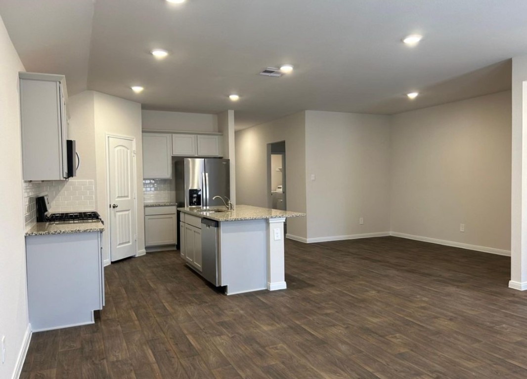 1313 Camden Lane , Lockhart, TX, 78644 | 2247623 | Realty Texas LLC