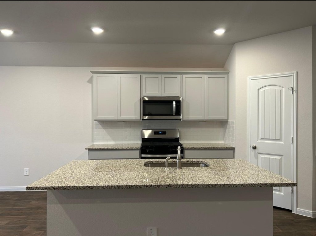 1313 Camden Lane , Lockhart, TX, 78644 | 2247623 | Realty Texas LLC