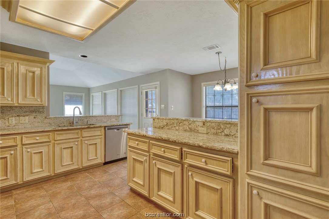 3900 Puffin Way , College Station, TX, 77845-6265 | 24002688 | Realty Texas LLC