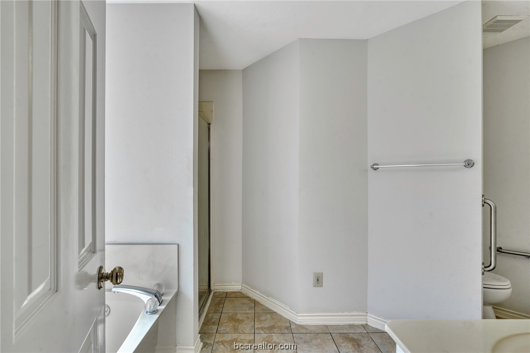 3900 Puffin Way , College Station, TX, 77845-6265 | 24002688 | Realty Texas LLC