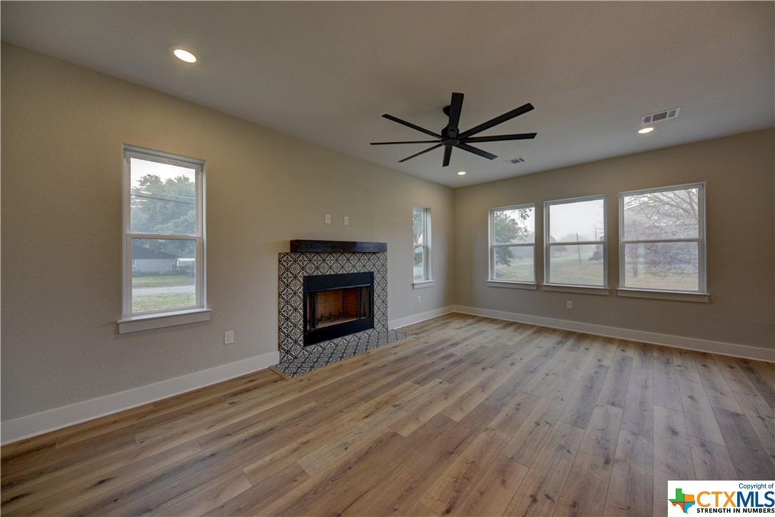 701 S Hudson Street , Flatonia, TX, 78941 | 541508 | Realty Texas LLC