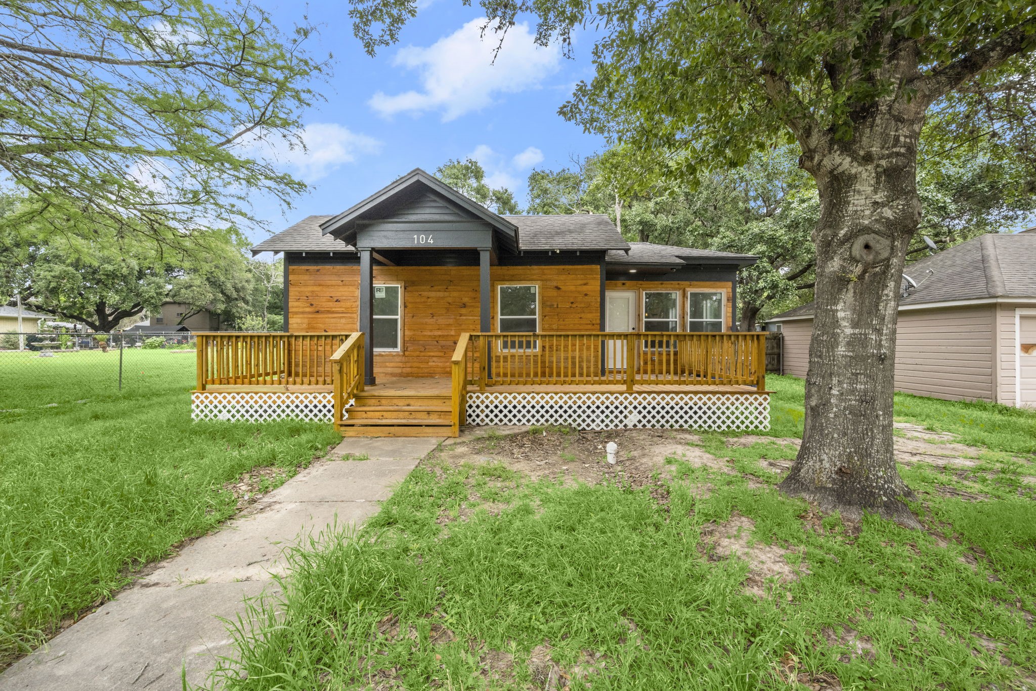 104 W Stockbridge , Eagle Lake, TX, 77434 | 51378862 | Realty Texas LLC