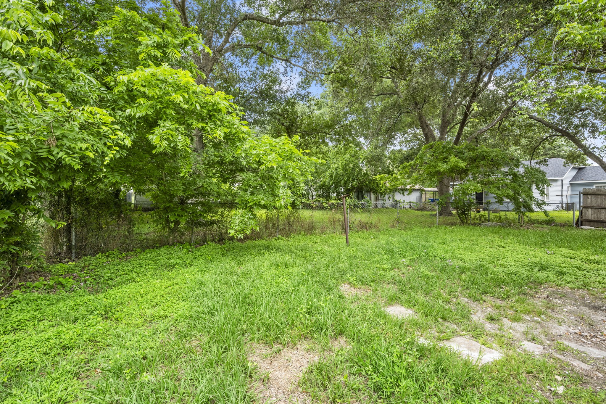104 W Stockbridge , Eagle Lake, TX, 77434 | 51378862 | Realty Texas LLC
