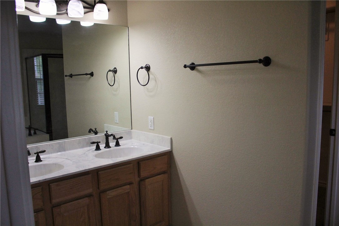 395 Mauna Loa Lane , Bastrop, TX, 78602 | 3926581 | Realty Texas LLC
