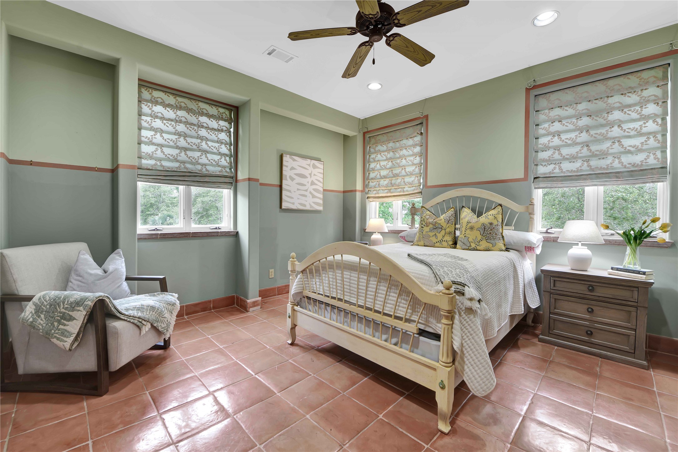 415 Strey Lane , Houston, TX, 77024 | 66523255 | Realty Texas LLC