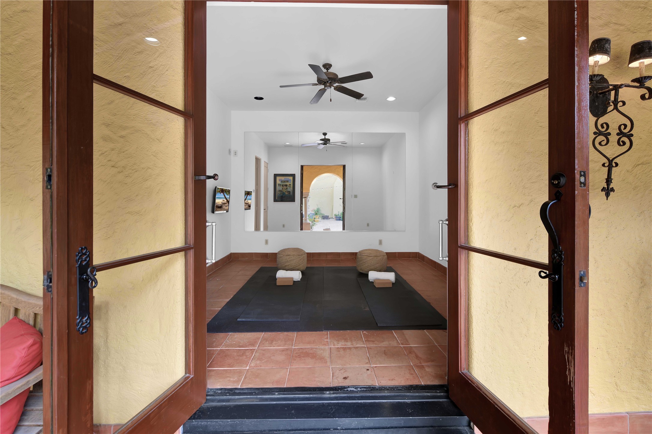 415 Strey Lane , Houston, TX, 77024 | 66523255 | Realty Texas LLC