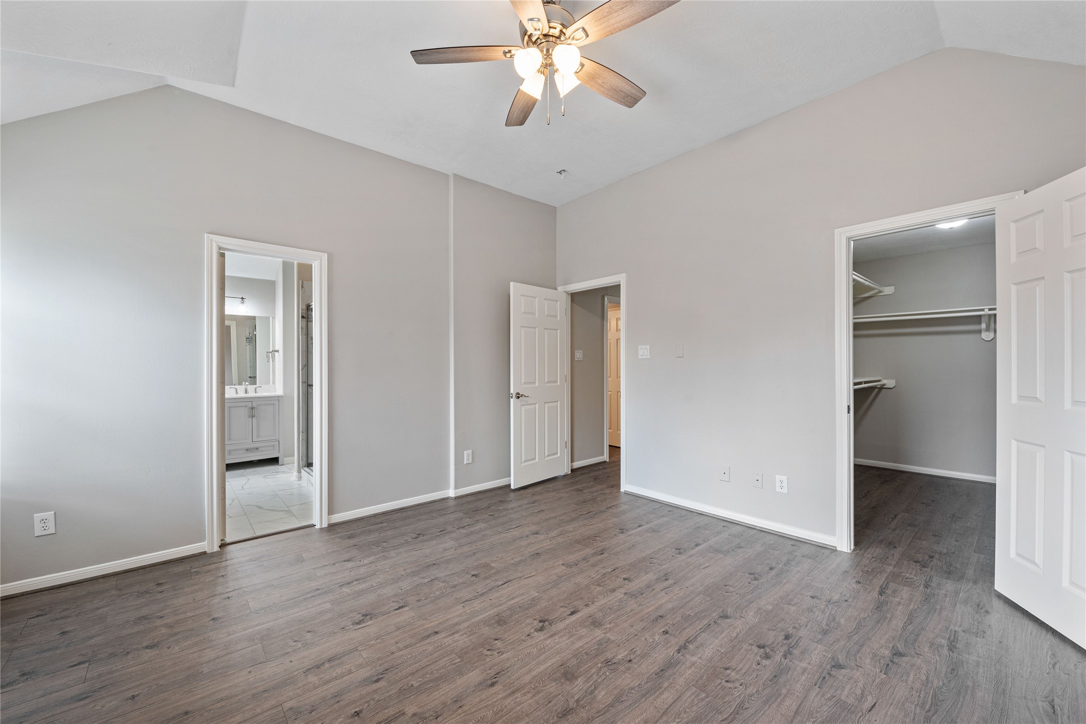 223 Plaza Del Sol Park , Houston, TX, 77020 | 83131438 | Realty Texas LLC
