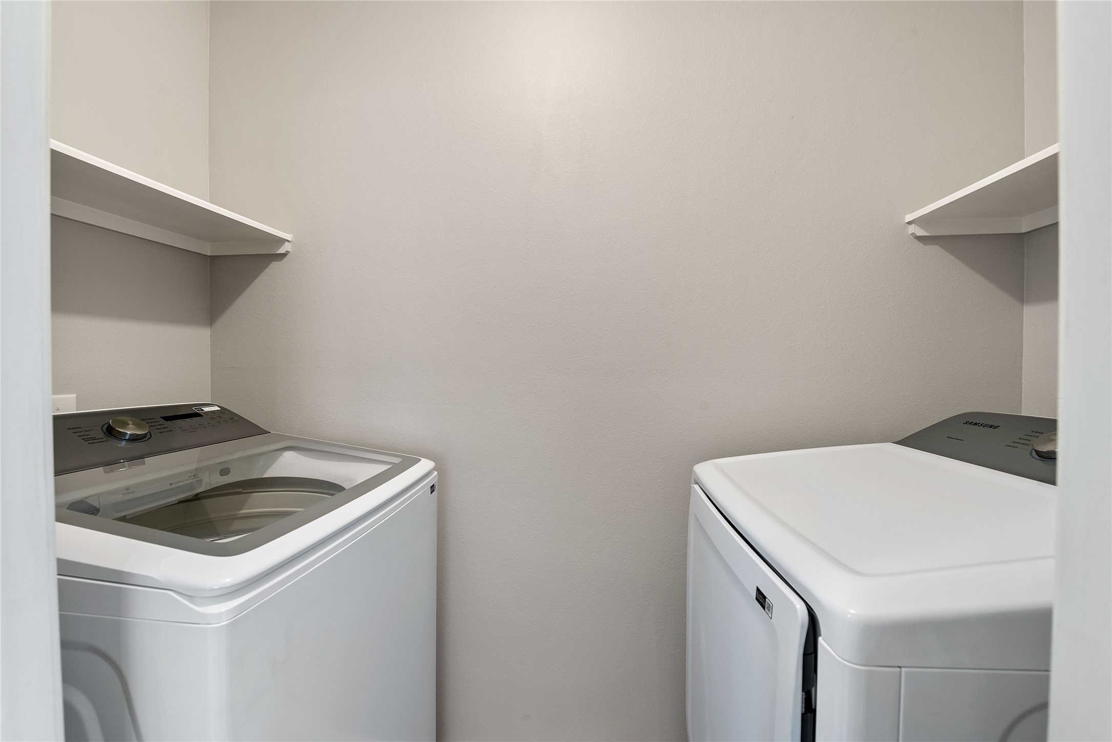223 Plaza Del Sol Park , Houston, TX, 77020 | 83131438 | Realty Texas LLC