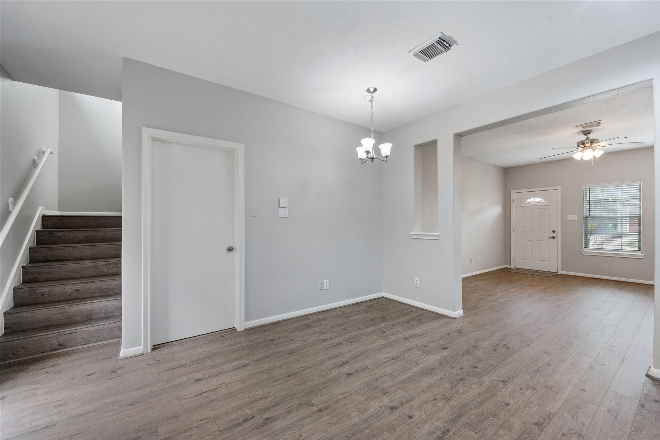 223 Plaza Del Sol Park , Houston, TX, 77020 | 83131438 | Realty Texas LLC