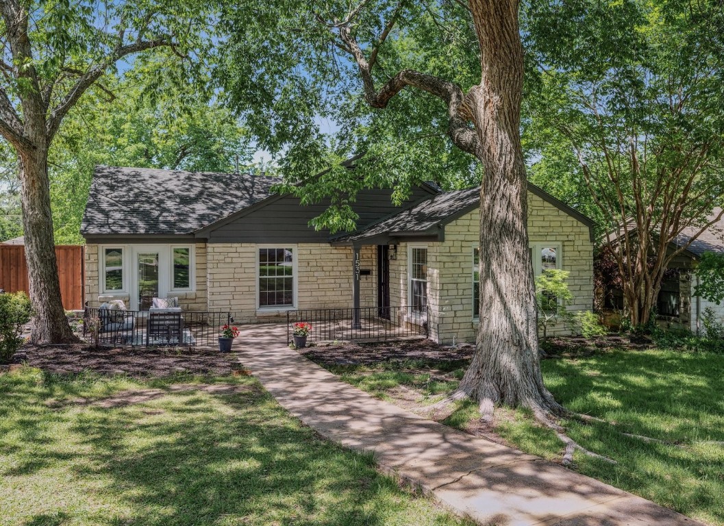 1531 Oak Knoll Street , Dallas, TX, 75208 | 20588629 | Realty Texas LLC