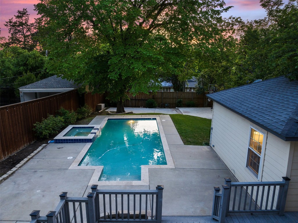 1531 Oak Knoll Street , Dallas, TX, 75208 | 20588629 | Realty Texas LLC