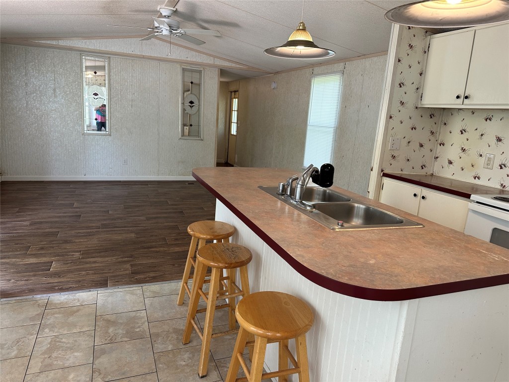 125 Boxwood Drive A , Bastrop, TX, 78602 | 5679856 | Realty Texas LLC