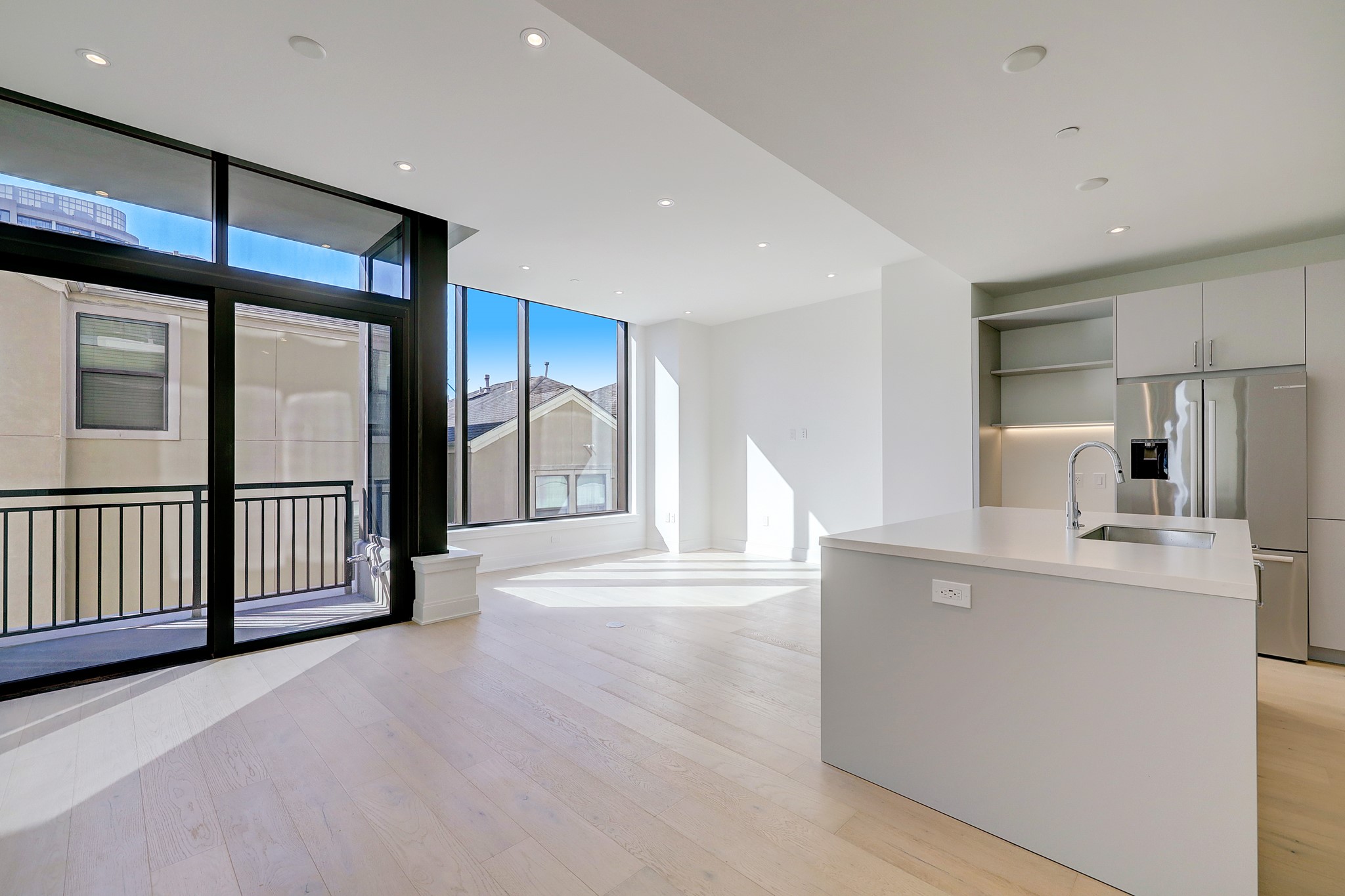 2323 W Main Street 304 , Houston, TX, 77098 | 60682268 | Realty Texas LLC