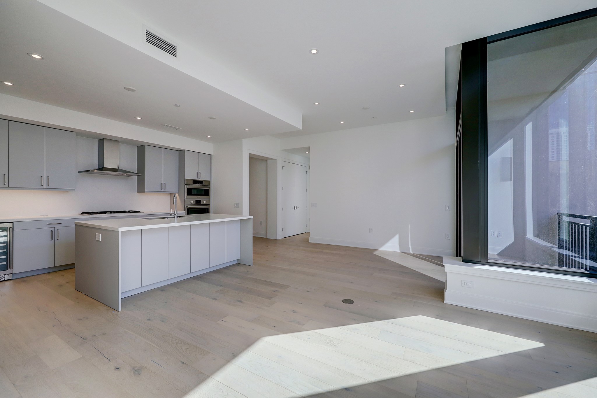 2323 W Main Street 304 , Houston, TX, 77098 | 60682268 | Realty Texas LLC