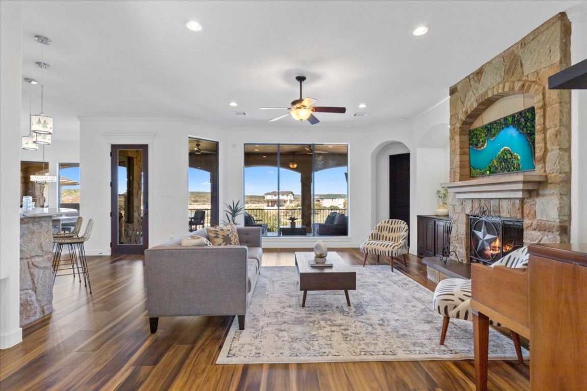 22000 Beacon Point Cove , Lago Vista, TX, 78645 | 1836629 | Realty Texas LLC