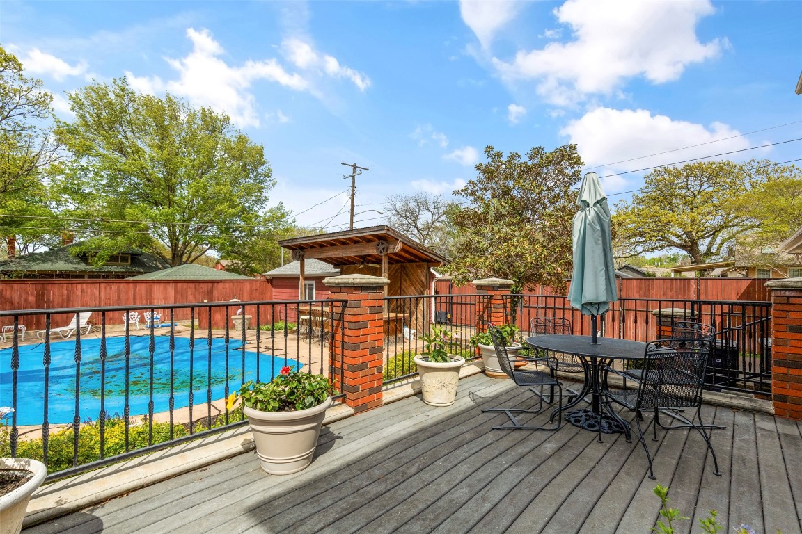 2300 Mistletoe Drive , Fort Worth, TX, 76110 | 20585876 | Realty Texas LLC