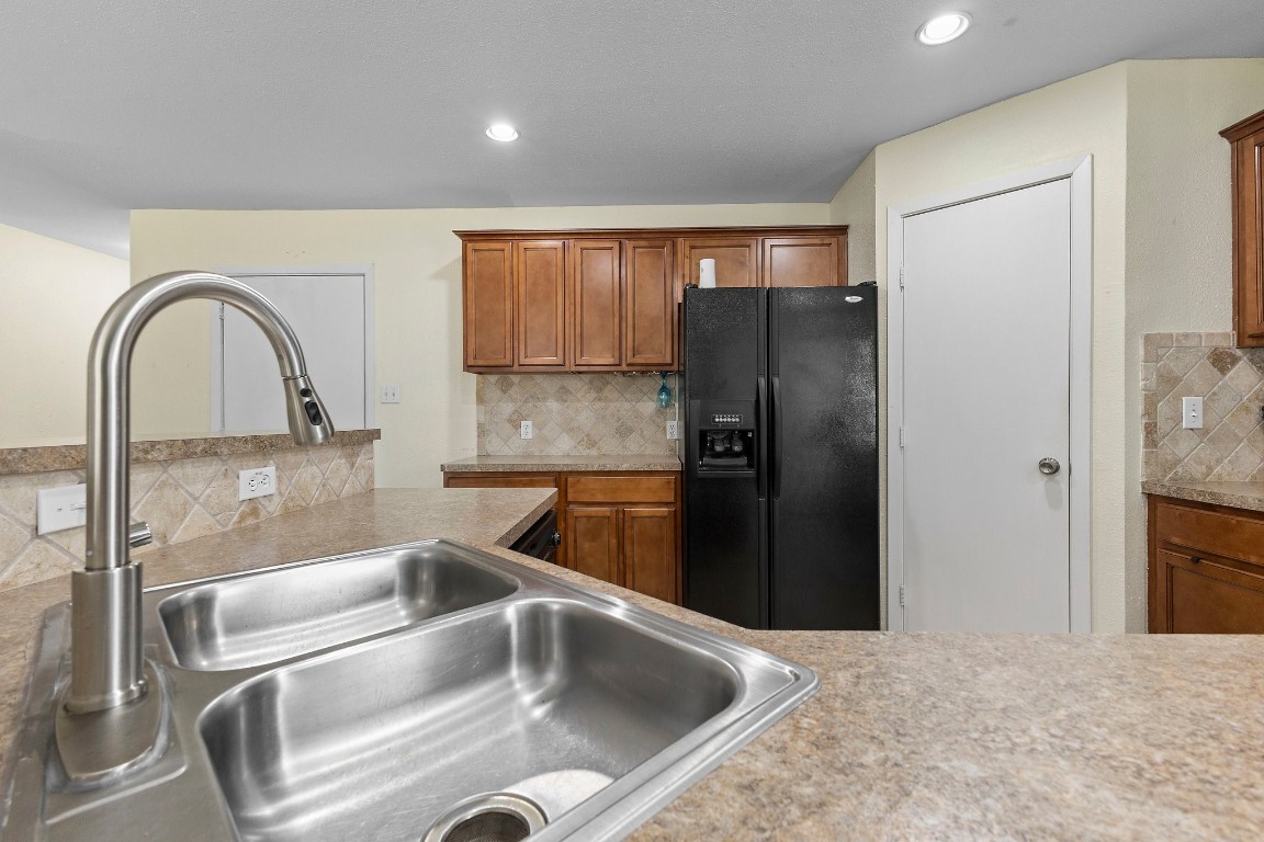 9411 Braeburn Glen , Austin, TX, 78729 | 5459471 | Realty Texas LLC