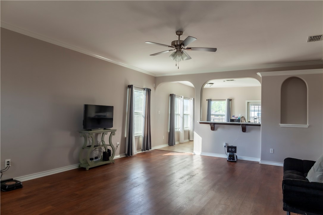 6626 BAUER , Corpus Christi, TX, 78414 | 439700 | Realty Texas LLC