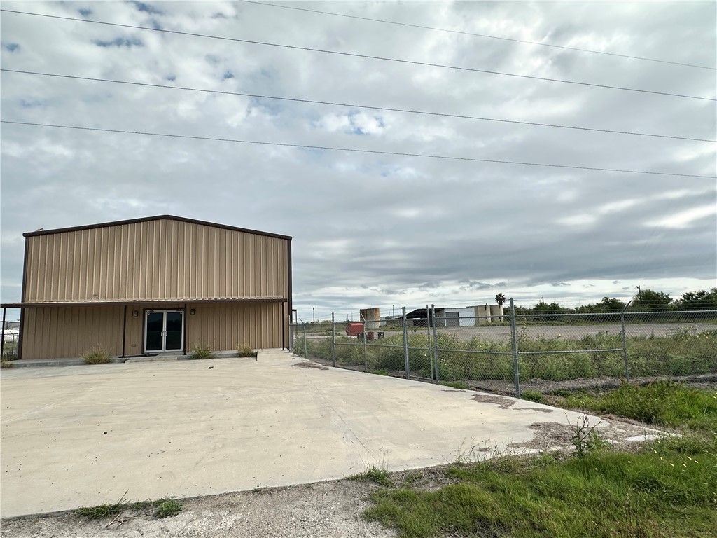 3506 County Road 44 Circle , Robstown, TX, 78380 | 440608 | Realty Texas LLC