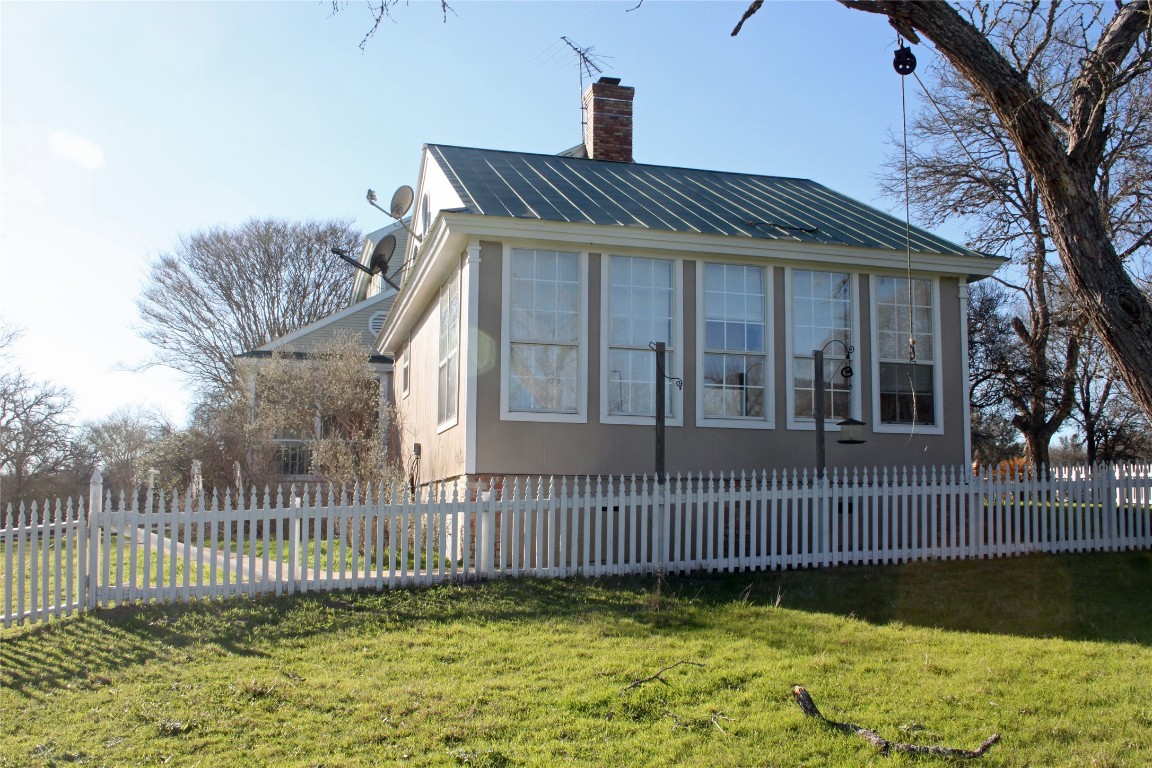 5727 Seawillow Road , Lockhart, TX, 78644 | 2826215 | Realty Texas LLC