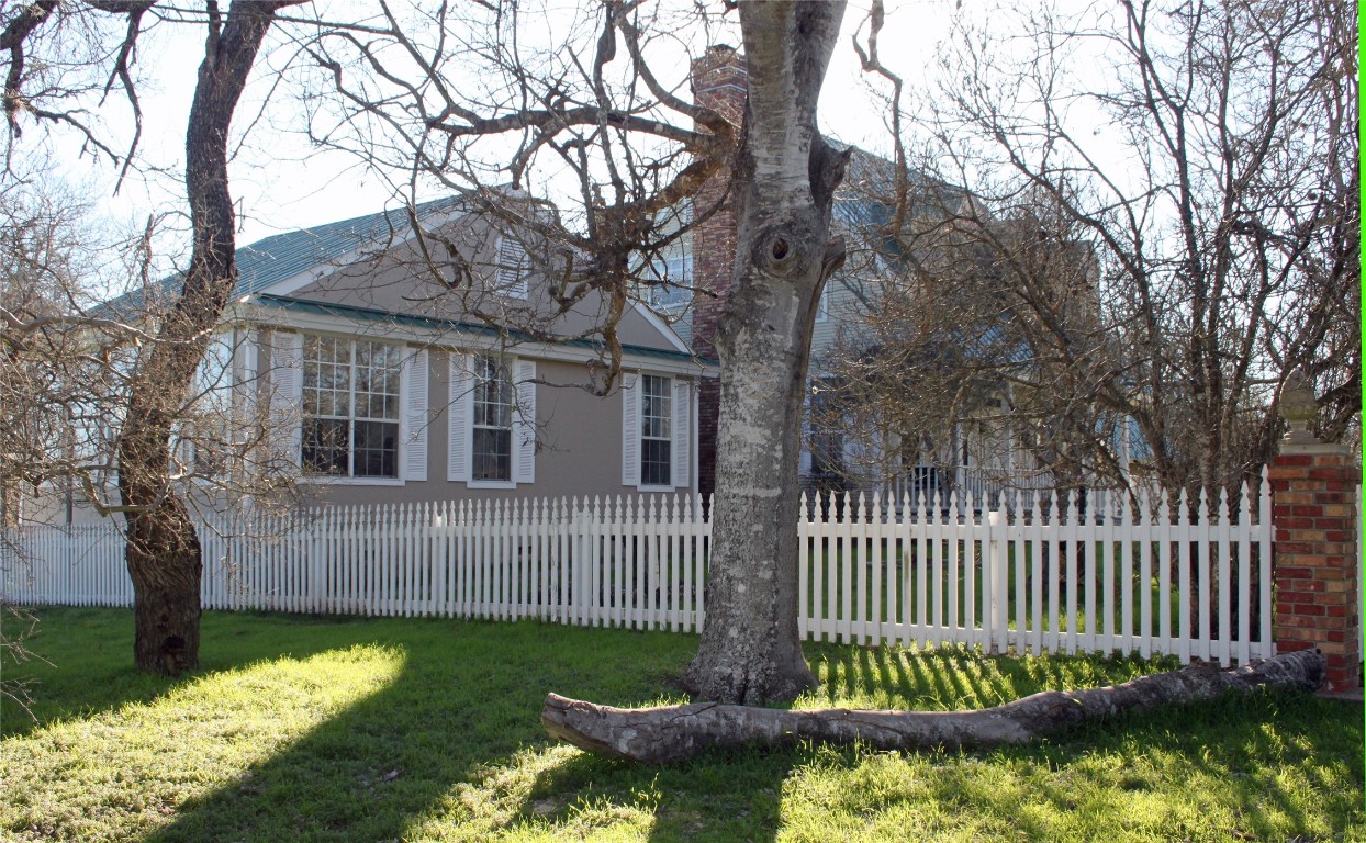 5727 Seawillow Road , Lockhart, TX, 78644 | 2826215 | Realty Texas LLC