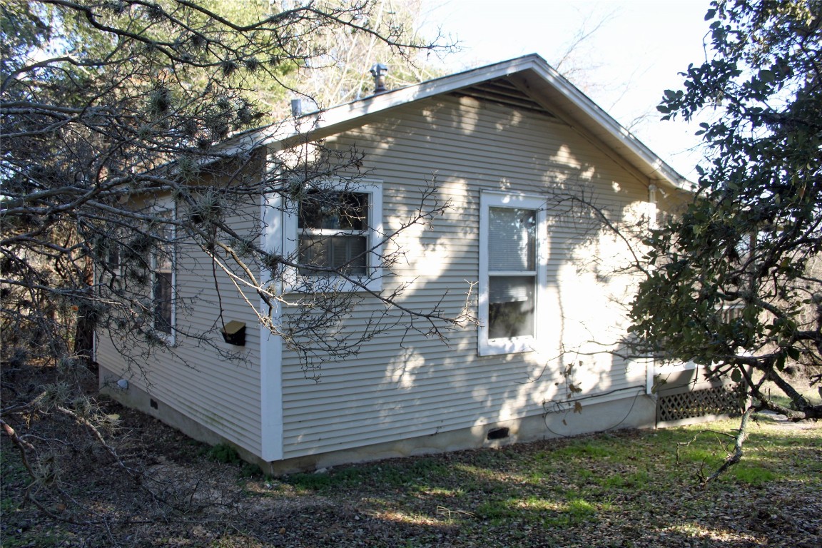 5727 Seawillow Road , Lockhart, TX, 78644 | 2826215 | Realty Texas LLC