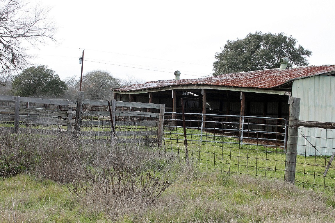 5727 Seawillow Road , Lockhart, TX, 78644 | 2826215 | Realty Texas LLC