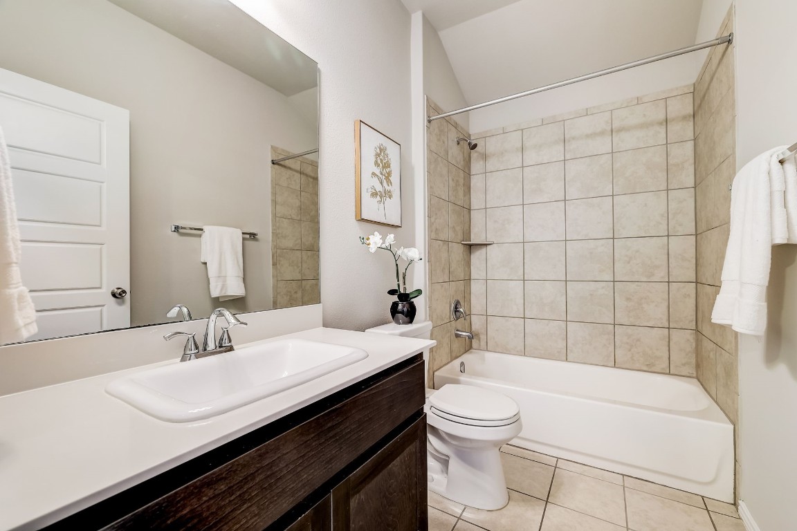 212 Durata Drive , San Marcos, TX, 78666 | 5570394 | Realty Texas LLC