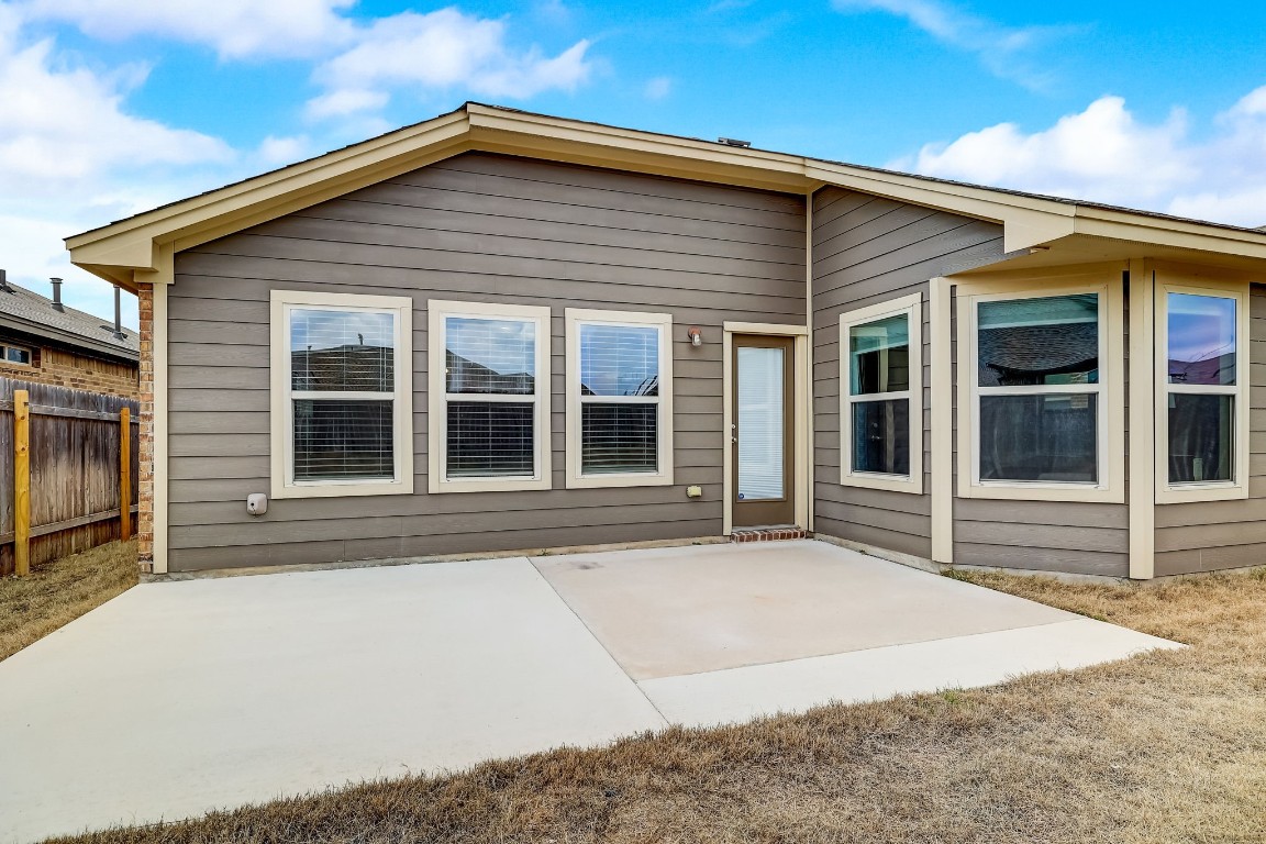 212 Durata Drive , San Marcos, TX, 78666 | 5570394 | Realty Texas LLC