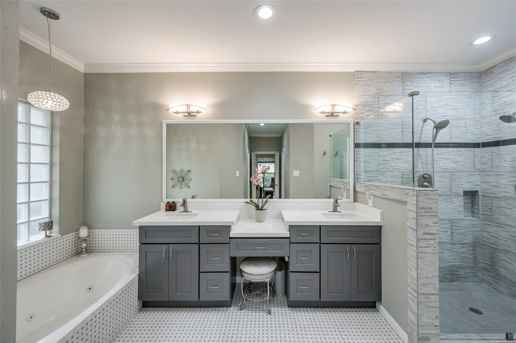13807 Senca Park Drive , Houston, TX, 77077 | 55094175 | Realty Texas LLC