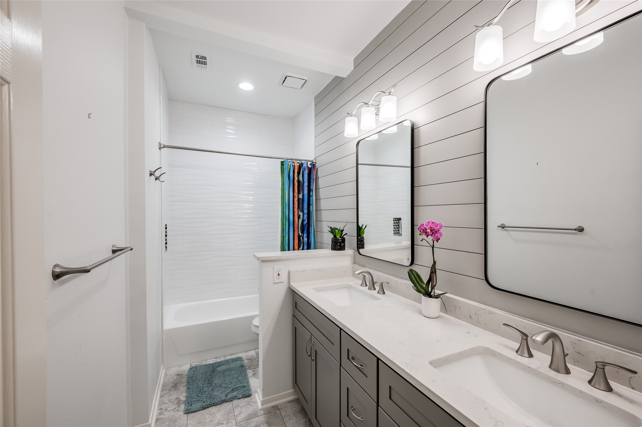 13807 Senca Park Drive , Houston, TX, 77077 | 55094175 | Realty Texas LLC