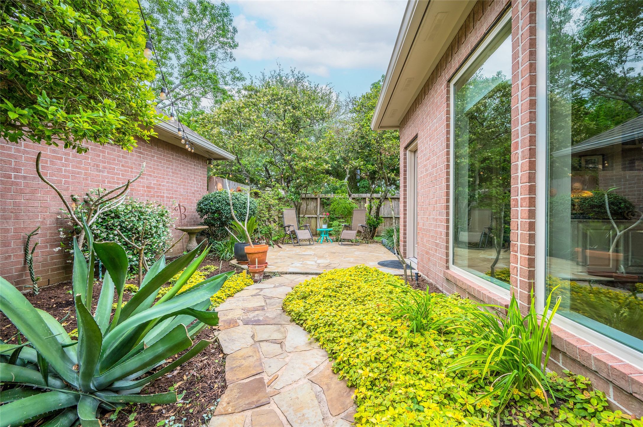 13807 Senca Park Drive , Houston, TX, 77077 | 55094175 | Realty Texas LLC
