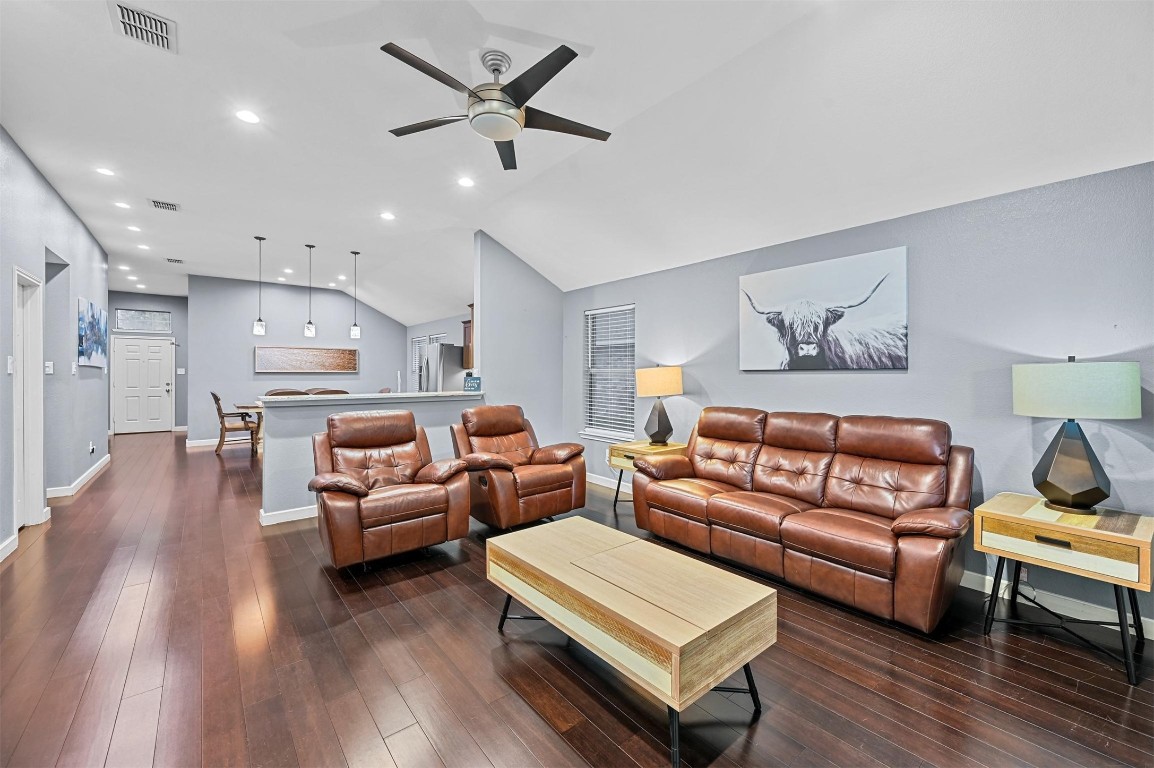 7471 Tormes , Grand Prairie, TX, 75054 | 20581323 | Realty Texas LLC