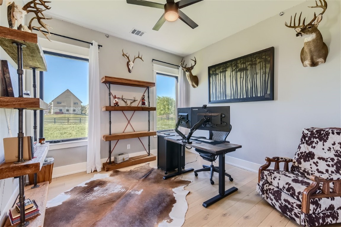 1987 County Road 103 , Georgetown, TX, 78626 | 9551218 | Realty Texas LLC