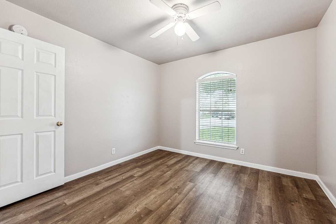 201 Keystone Loop , Kyle, TX, 78640 | 8737248 | Realty Texas LLC