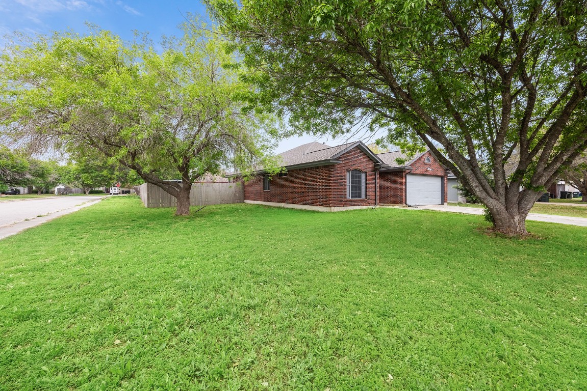 201 Keystone Loop , Kyle, TX, 78640 | 8737248 | Realty Texas LLC