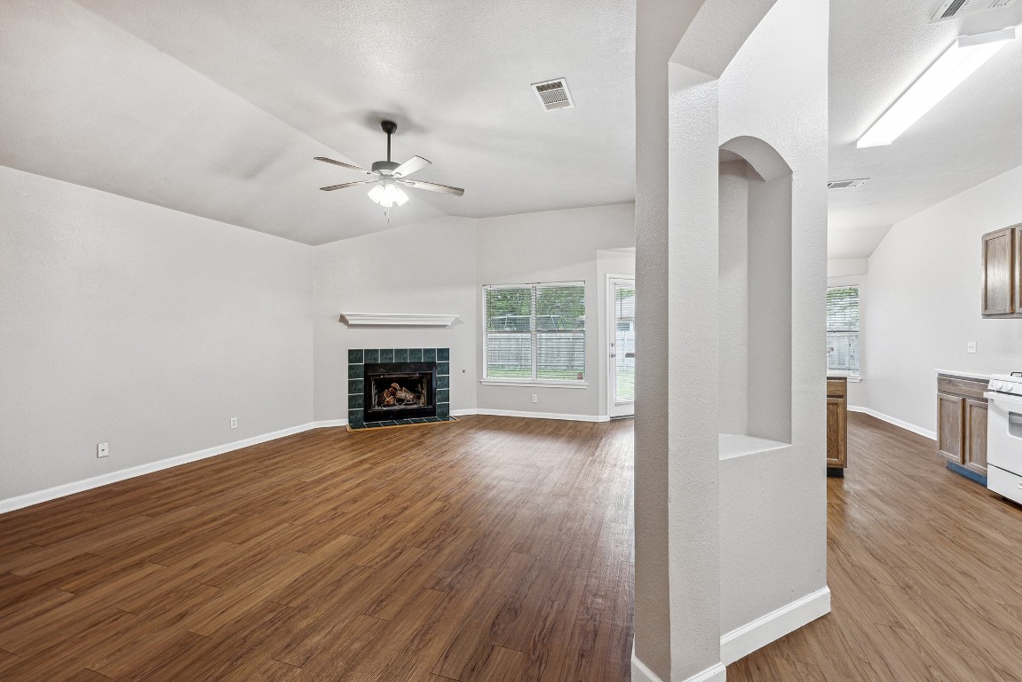 201 Keystone Loop , Kyle, TX, 78640 | 8737248 | Realty Texas LLC