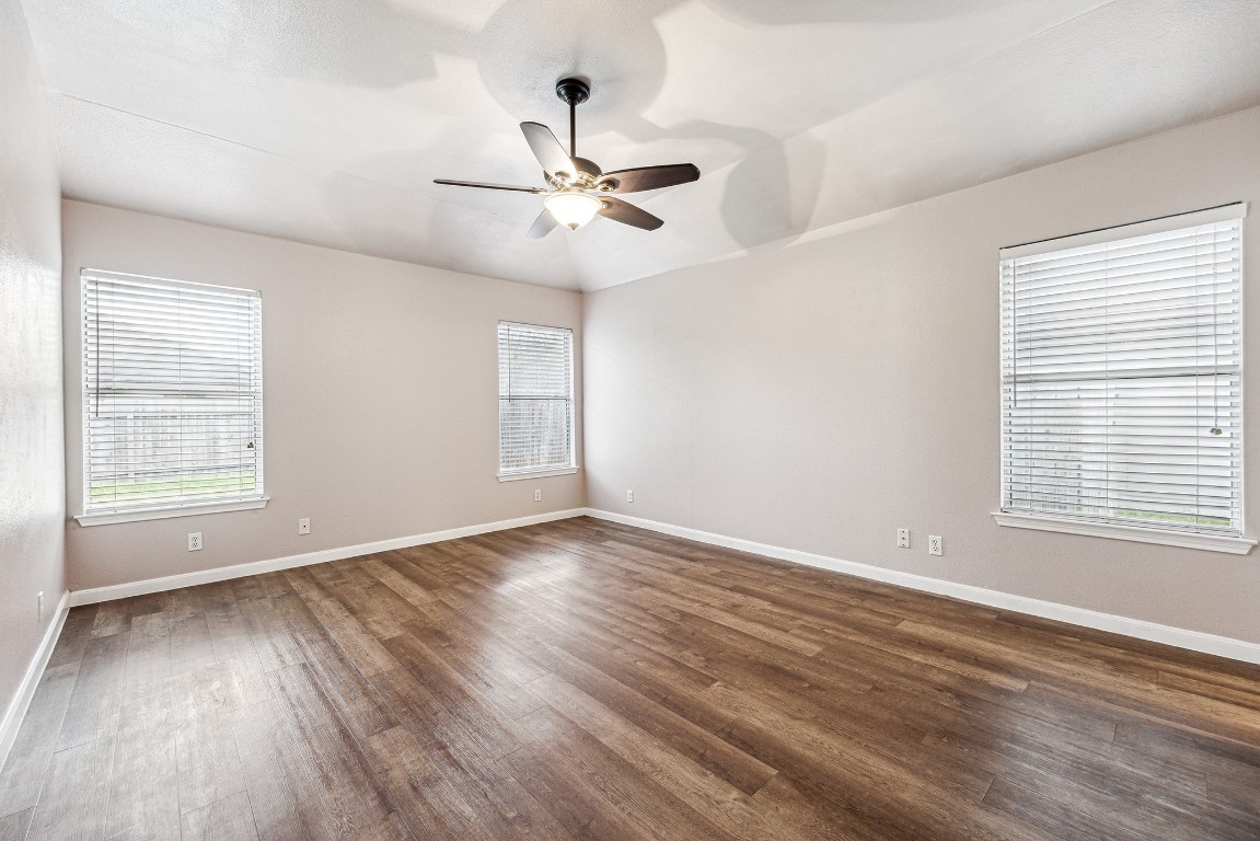 201 Keystone Loop , Kyle, TX, 78640 | 8737248 | Realty Texas LLC