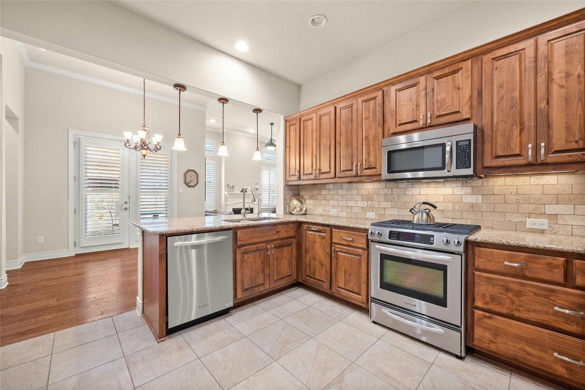 103 Rivalto Circle 3 , Lakeway, TX, 78734 | 2595164 | Realty Texas LLC