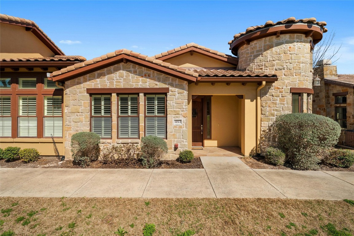 103 Rivalto Circle 3 , Lakeway, TX, 78734 | 2595164 | Realty Texas LLC