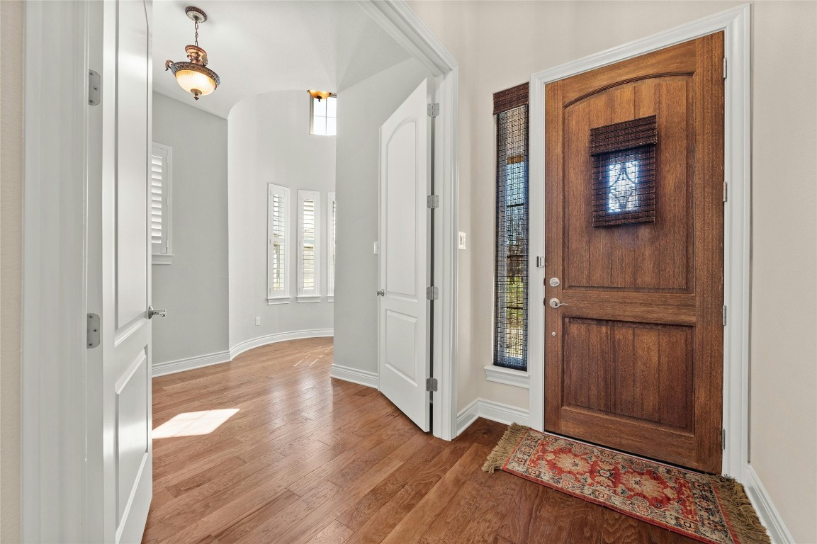 103 Rivalto Circle 3 , Lakeway, TX, 78734 | 2595164 | Realty Texas LLC