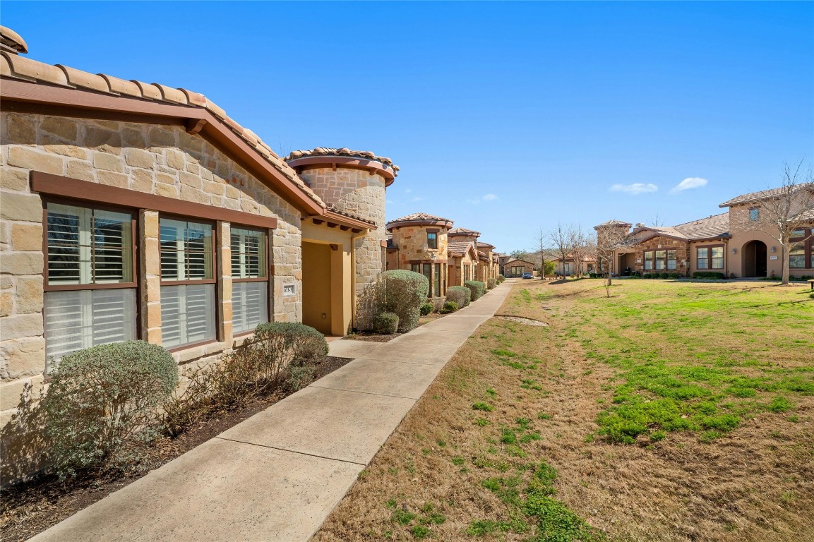 103 Rivalto Circle 3 , Lakeway, TX, 78734 | 2595164 | Realty Texas LLC