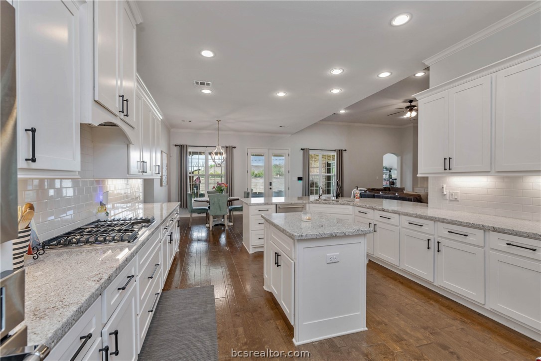 1205 Quarry Oaks Drive , College Station, TX, 77845-1003 | 24004980 | Realty Texas LLC