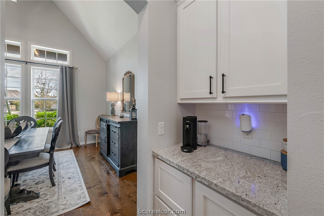 1205 Quarry Oaks Drive , College Station, TX, 77845-1003 | 24004980 | Realty Texas LLC