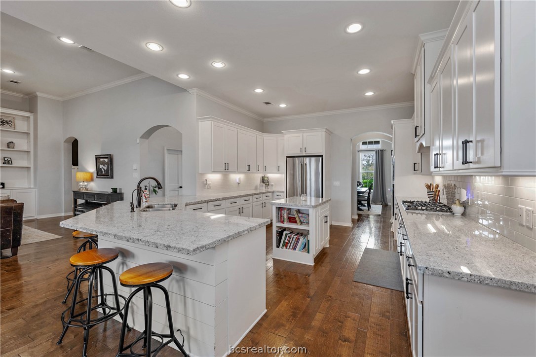 1205 Quarry Oaks Drive , College Station, TX, 77845-1003 | 24004980 | Realty Texas LLC