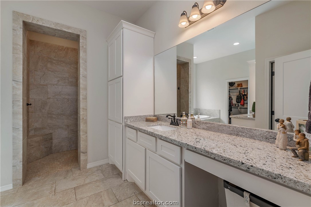 1205 Quarry Oaks Drive , College Station, TX, 77845-1003 | 24004980 | Realty Texas LLC
